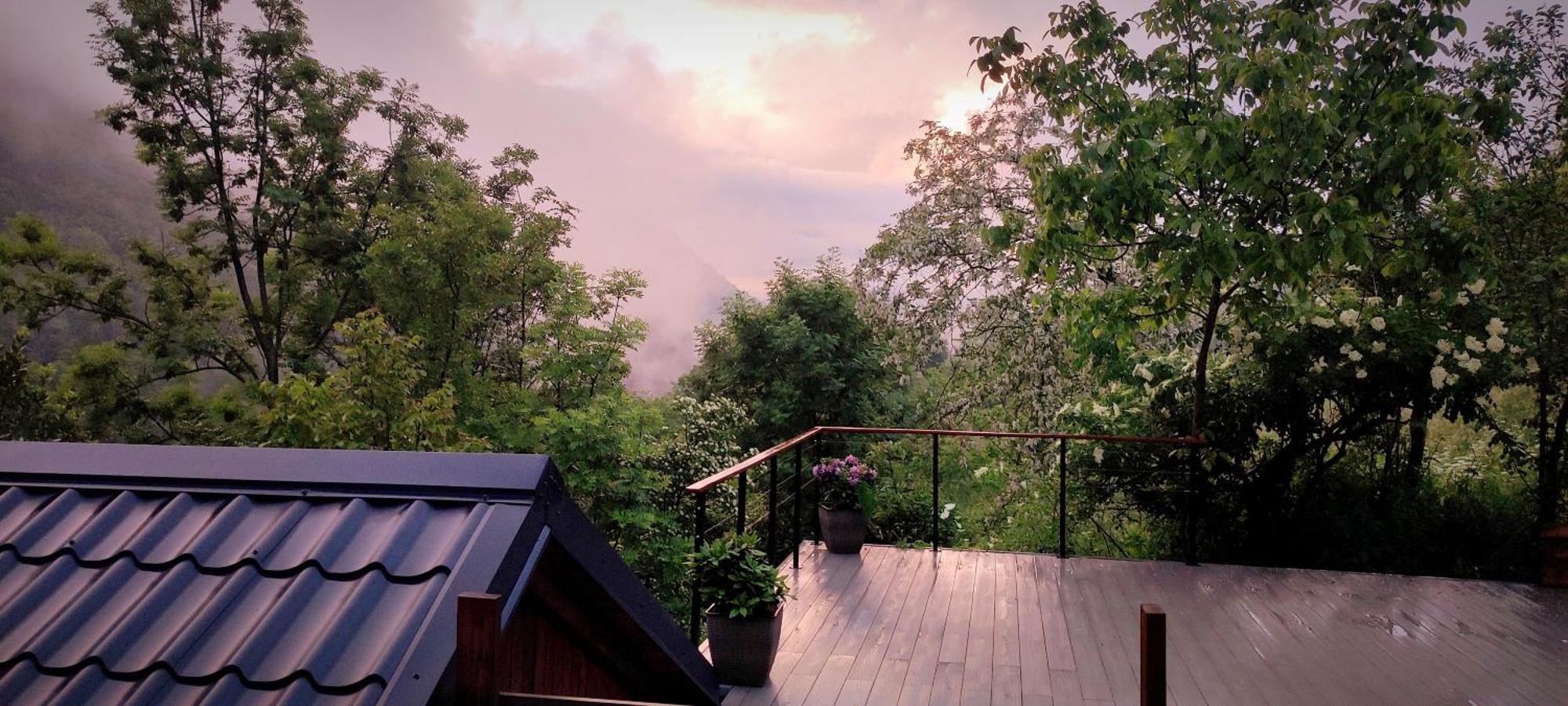 Moksha Slovenia Толмин Экстерьер фото